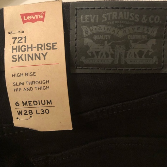 Levi’s 721 Skinny Jeans (28 waist/30 length) - Picture 2 of 6